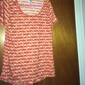 Red Lularoe Classic T